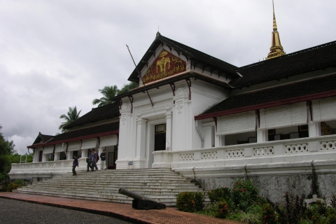 Luang Prabang: visita privada obligada y visita al monte Phousi
