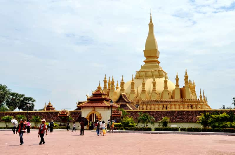 Vientiane: Private Full-day Must-see Sights & Sunset Tour 