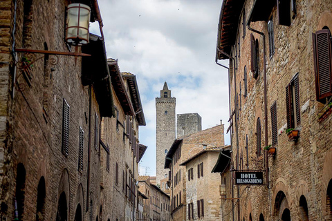 Tour particular da Toscana para Pisa, Siena, San Gimignano e almoço