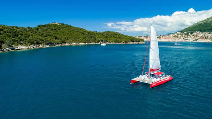 dubrovnik old town and magic island catamaran tour
