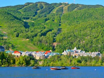 Ab Montreal: Privater Tagesausflug nach Mont-Tremblant Ab Montreal: Privater Tagesausflug nach Mont-Tremblant