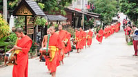 Luang Prabang, Privat Must-See Sehenswürdigkeiten und Mount Phousi Tour - Hizvo