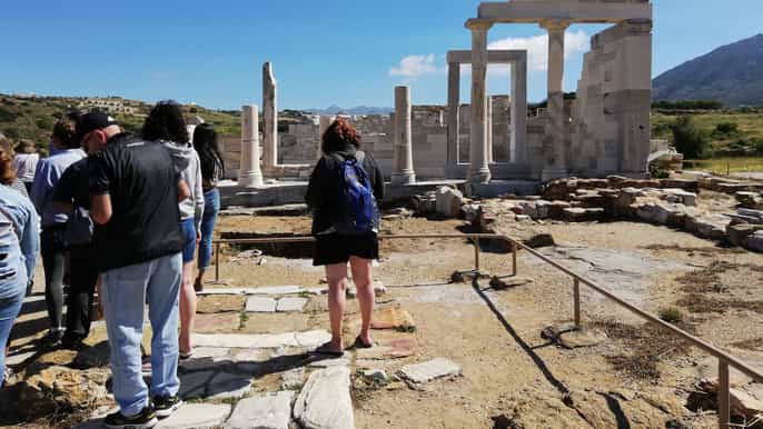 naxos island full–day historical bus tour