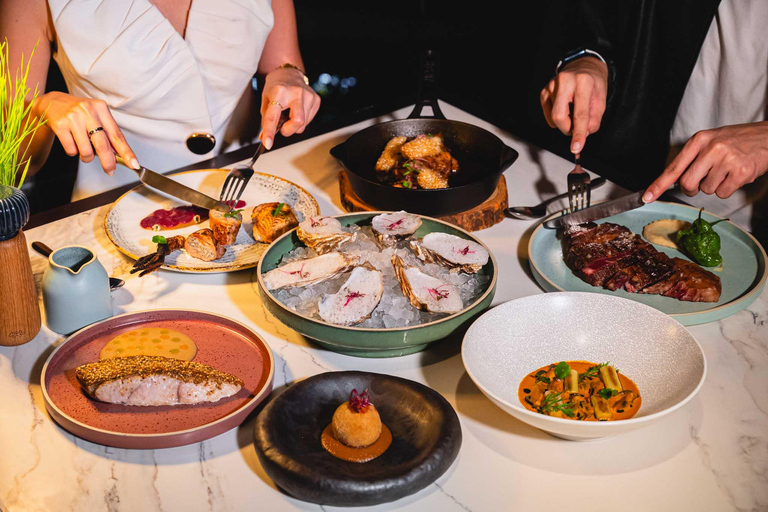 Bangkok : OXBO au Millennium Hilton Bangkok : forfaits F&amp;BSet Premium avec cocktail et vin pour 2 personnes