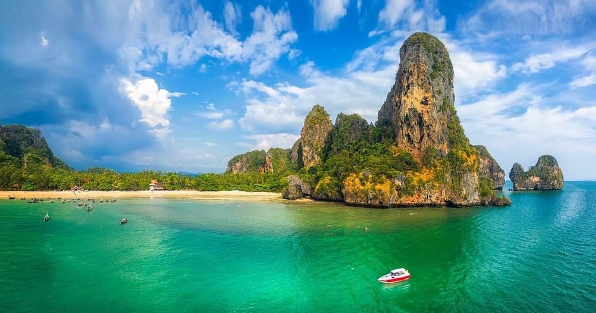 Krabi: Private Speedboat Tour to Phi Phi and 4 Islands | GetYourGuide