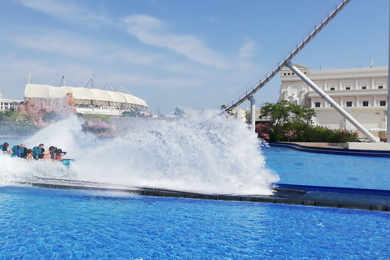 The Land of Legends: Air-conditioned Transfer ServicePublic Transfer