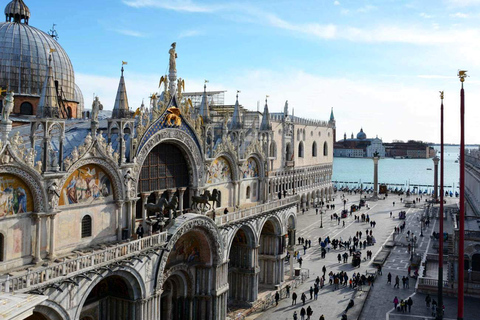 Venice: St. Mark's, Walking Tour and Gondola Combo 9 AM Spanish Tour