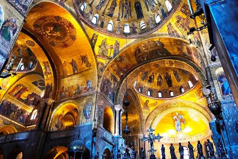 Venice: St. Mark's, Walking Tour and Gondola Combo 9 AM Spanish Tour