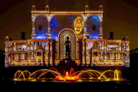 Akshardham: tentoonstelling, licht- en watershow met transfersAvondbezoek met licht- en watershow