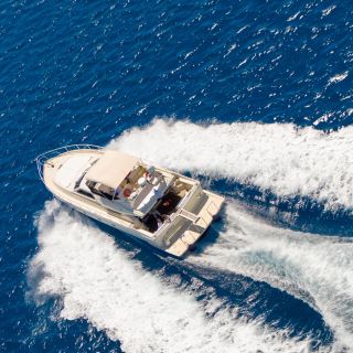 Da Rodi: crociera privata in yacht a Symi con pranzo