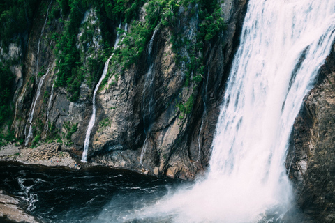 Quebec City: Old Town and Montmorency Falls Bus Tour