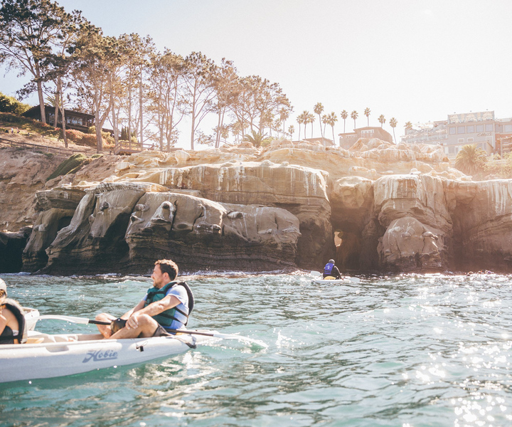 La Jolla: Sea Cave Kayaking Tour with Guide