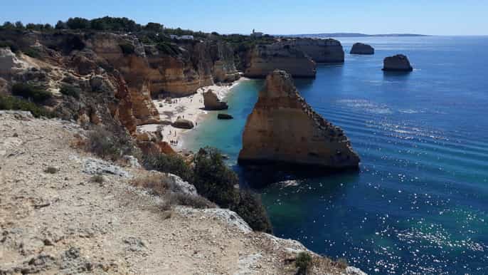 fra albufeira tuktuk tur til benagil grotter