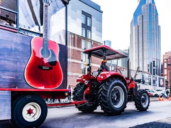 Nashville: Traktor-Party-Tour Nashville: Traktor-Party-Tour