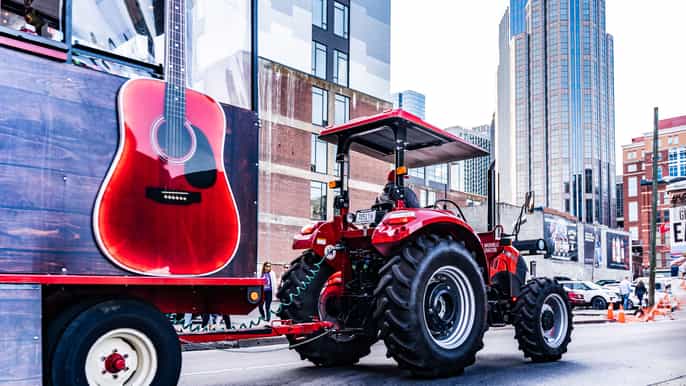 nashville tractor party tour and moonshine distillery