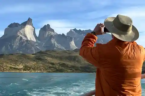 French Valley and Grey Lake + Camping Pehoé