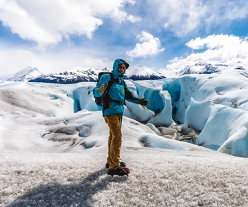 El Calafate: Perito Moreno Glacier Trekking Tour and Cruise