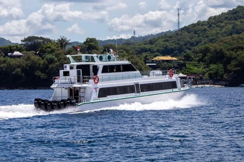Bali do/z Gili Air łodzią motorowąGili Air na Bali (port Padangbai) motorówką