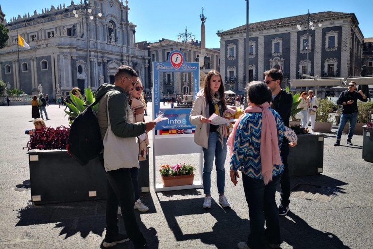 Catania Walking Tour im Herzen der StadtCatania Spaziergang in der Erde der historischen Stadt