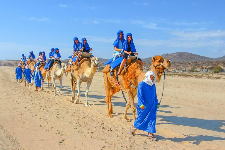 Wycieczka na pustynię Agadir Sahara z lunchem i trekkingiem na wielbłądachAgadir Sahara Desert Trip z lunchem i wielbłądami