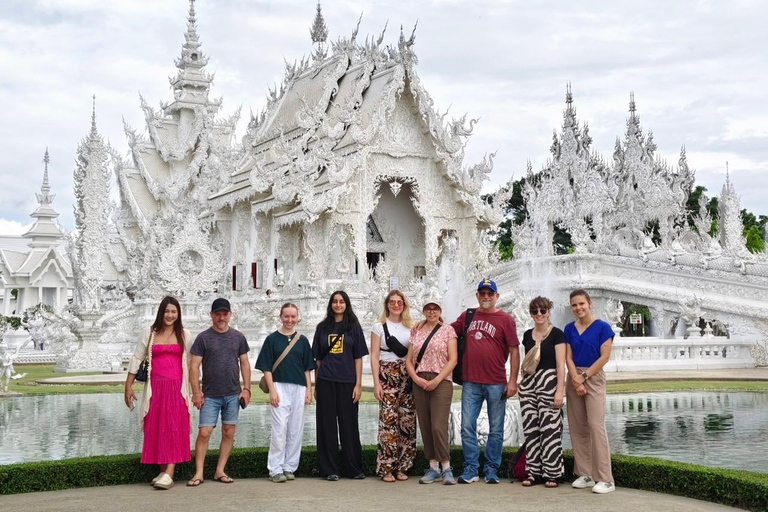 Chiang Rai:Guided Highlights Full-Day Tour-FREE LUNCH BUFFET Experience the Wonders of Chiang Rai with Free Thai Buffet