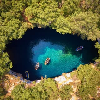 Kefalonia: Melissani Lake and Antisamos Beach Private Tour