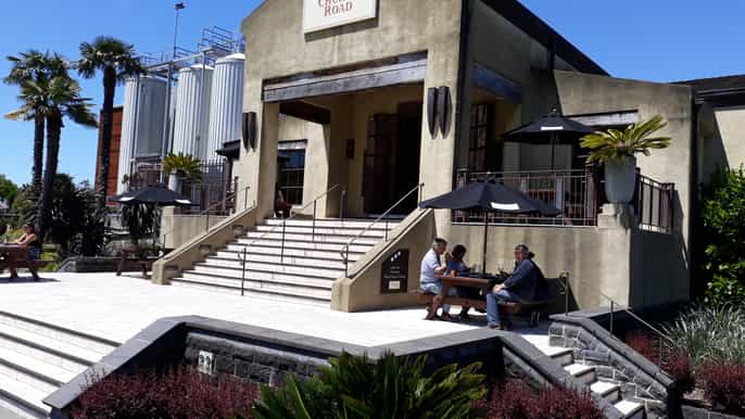 napier afternoon wine tour with optional craft beer tasting