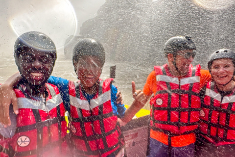 Cataratas Victoria: Experiencia de aventura en lancha motora