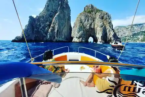 Tour in barca privato Isola di Capri
