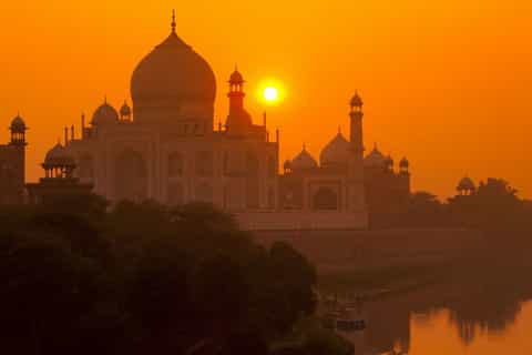 Agra: Skip-the-Line Taj Mahal with Mausoleum Admission