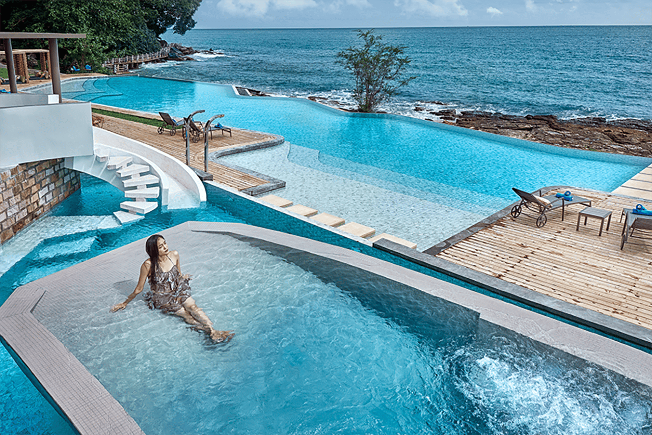 Sihanoukville: Private Städtetour mit Mittagessen & Hotel-Tagespass