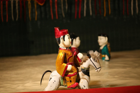 Ho Chi Minh City: Water Puppet Show and Dinner Private Tour