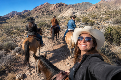 Las Vegas: Wild West Horseback Ride + Breakfast/BBQ & Pickup Maverick Breakfast Ride