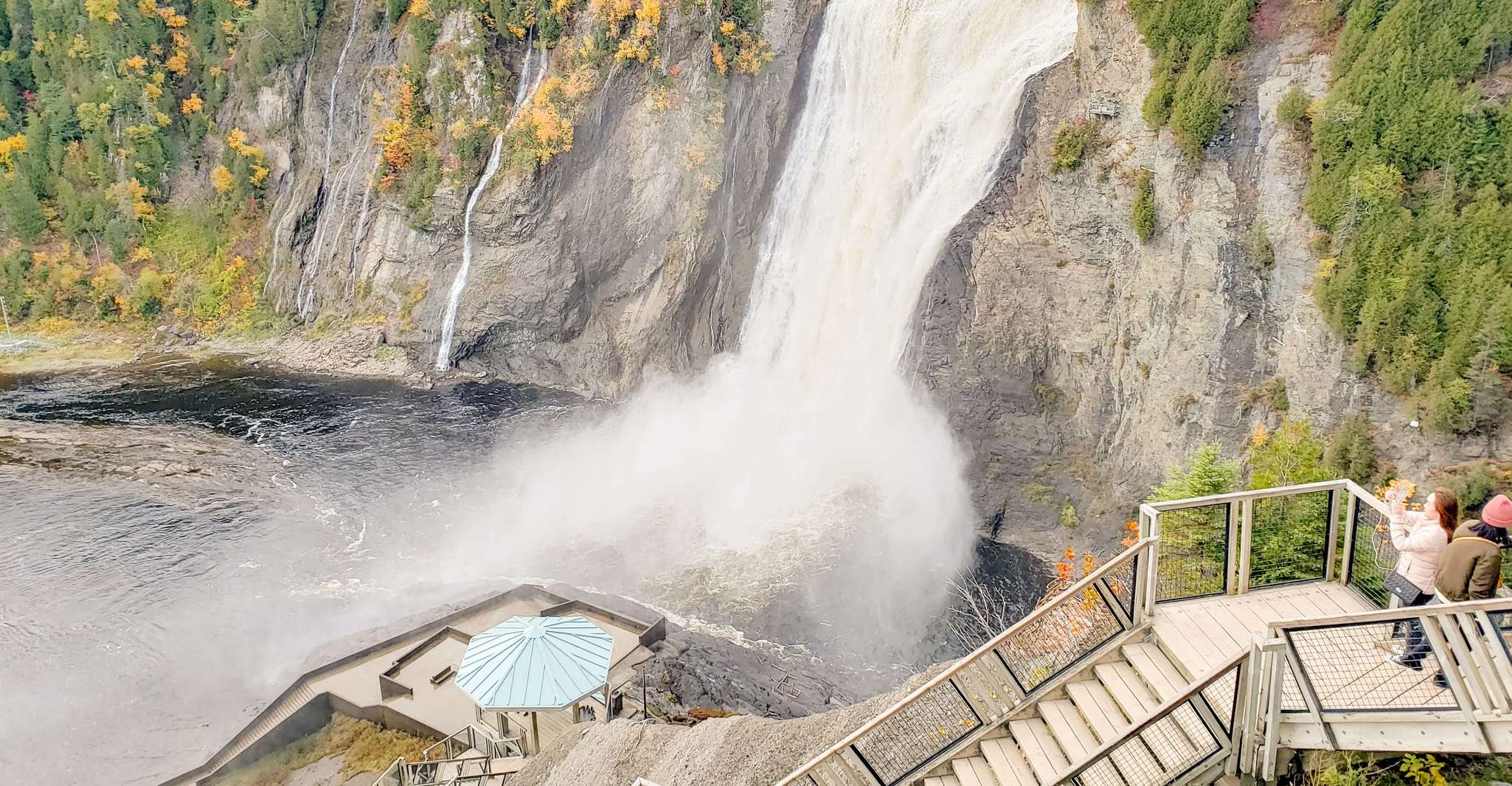 From Montreal: Quebec City and Montmorency Falls Day Trip photo 11