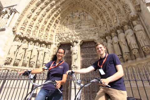 Paris Bike Tour: Highlights and Secrets