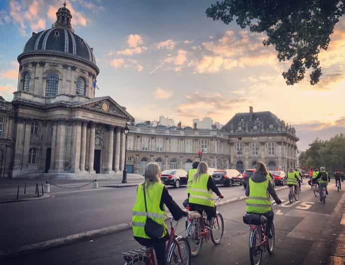 Fietstocht Door Parijs: Hoogtepunten En Geheimen | GetYourGuide