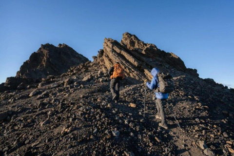 4-Day Mount Meru Climb with Hotel Pickup