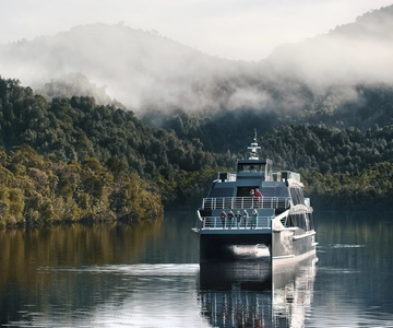 Strahan: Gordon River Cruise with Lunch & Sarah Island Walk