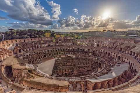 Rome: Piazzas romaines avec Colisée et visite du forum romain