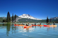 Bend, demi-journée de la visite des lacs Cascade Kayak - Hizvo