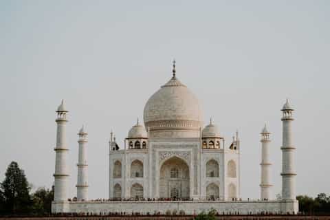 Agra: Skip-the-Line Taj Mahal with Mausoleum Admission
