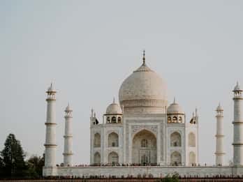 Agra: Taj Mahal Ticket ohne Anstehen mit Mausoleum-Zutritt Agra: Taj Mahal Ticket ohne Anstehen mit Mausoleum-Zutritt