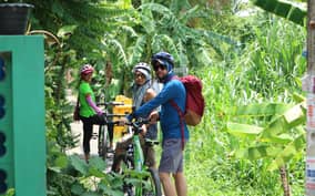 Bangkok: Bike and Canal Boat Tour with Lunch