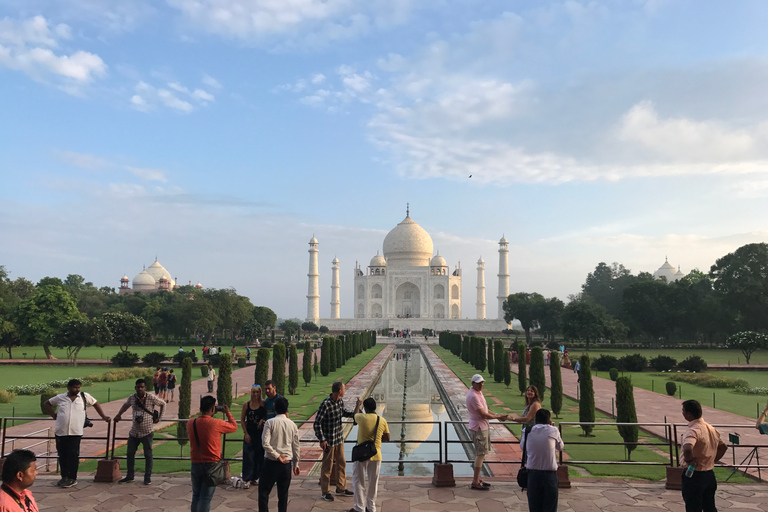 Taj Mahal & Agra Fort: Private Sunrise Tour from Delhi Private Tour with Entrance Fees