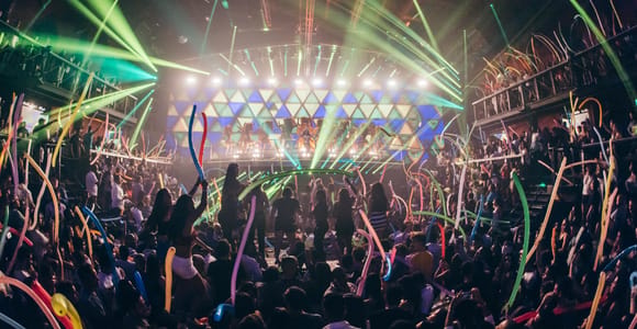 Punta Cana: Coco Bongo Nightclub Experience with Transfer