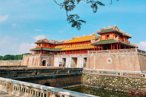 Da Nang: Hue Imperial City Day Tour