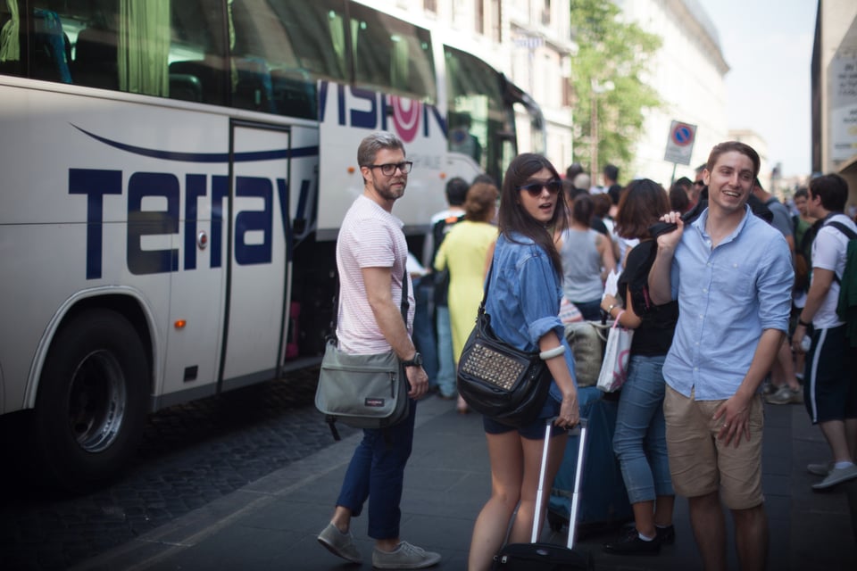 Rom: Bustransfer ...