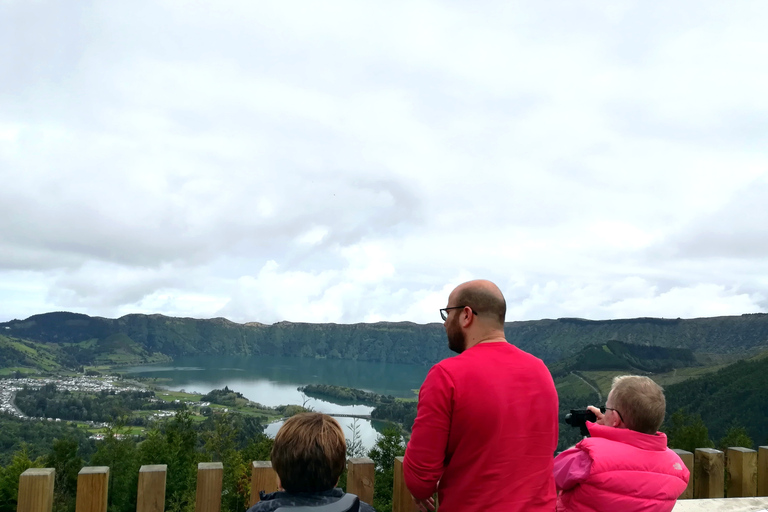 Tour in furgone adattato di mezza giornata a Sete Cidades