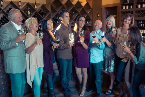 From Santa Barbara: All-Inclusive Wine Tasting Tour & LunchSanta Barbara: All-Inclusive Tour degustacja wina z obiadem