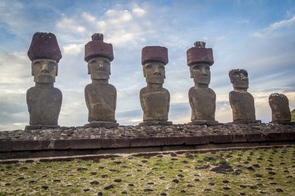 Mini Moai Easter Island Statues  Easter island statues, Easter island,  Easter art project